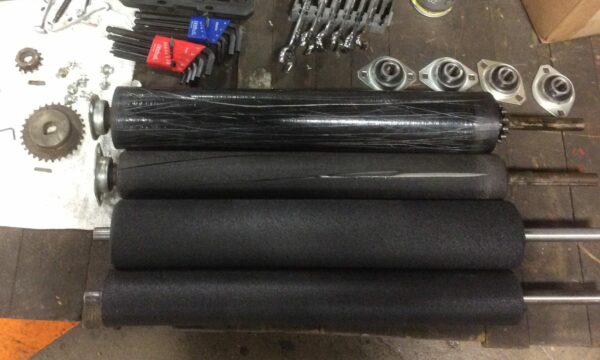 conveyor belt cleaning brush